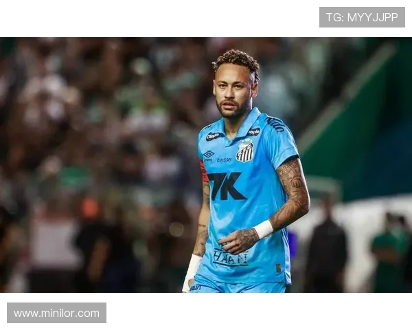 内马尔演绎帽子戏法，状态回暖助力桑托斯队再添胜利荣耀