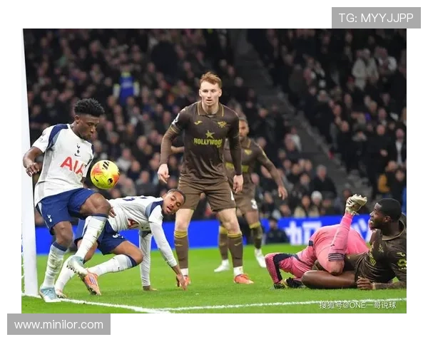 富勒姆新球场盛大开幕，成为英超联赛新的亮点和关注焦点