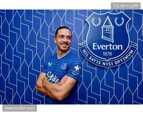 加盟埃弗顿成为中场支柱：奥纳纳的英超上位之路