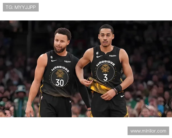 从持球到无球，普尔为库里拉开空档三分更具威胁